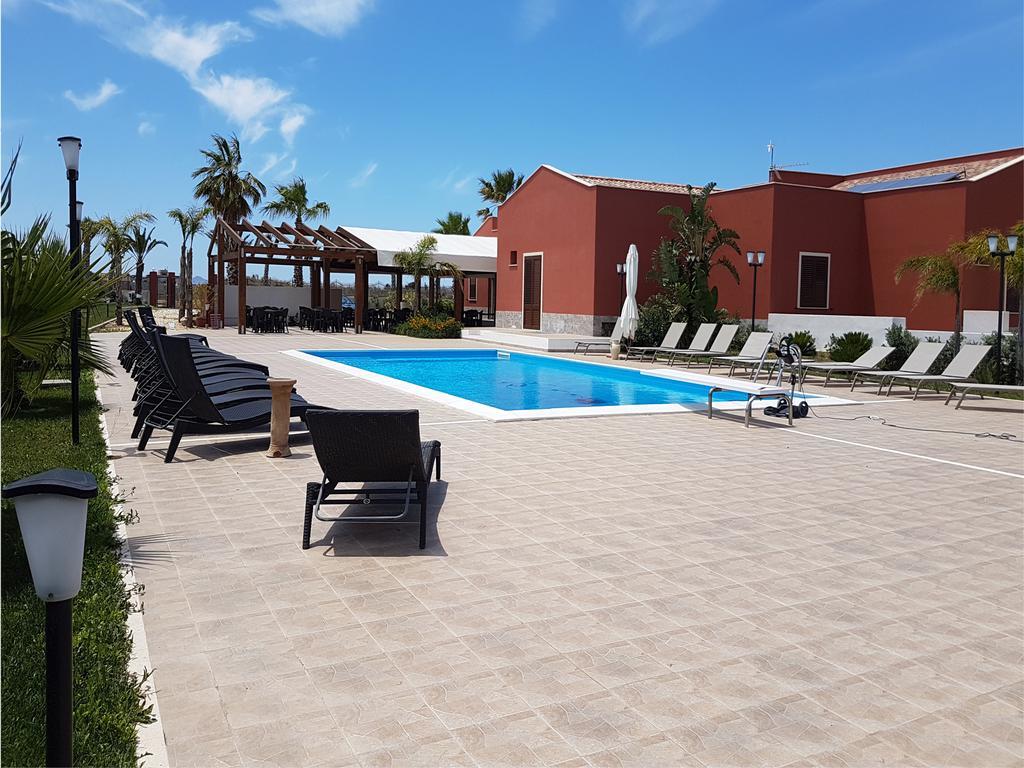 L'Isola Del Sale Bed & Breakfast Trapani Dış mekan fotoğraf